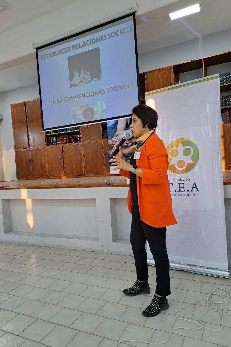 Taller Teórico Práctico ''Hacia el Empoderamiento de las Familias.'' Fundación TEA Santa Cruz